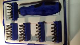 ZESTAW ŚRUBOKRĘTÓW 30 szt