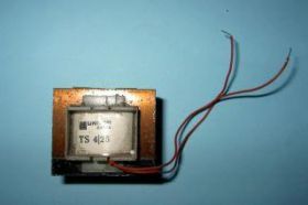 TS-4/25 25V/0,06A, 5V/0,085A,18V/0,04A