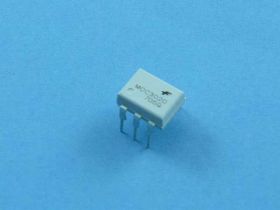 TLP=MOC-3020 400V/30mA MOTOROLA OPTOTRI