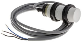 Czujnik pojemnościowy NPN 15 mm cylindryczny M30 x 1,5 200 mA 10 → 30 V DC IP67