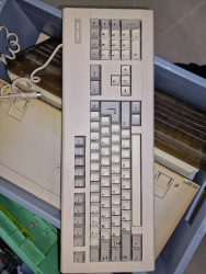 Commodore 2000 keyboard Red A Version