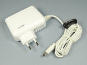 Zasilacz impulsowy +15V 2A 2.1/5.5mm