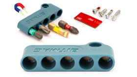 Uchwyt Kompozytowy Magnetyczny Magazynek Na Bity Niebieski Bitmag