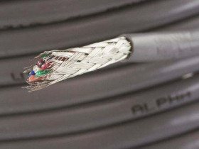 Control Cable liczba żył 15 0.09 mm² Ekranowany Alpha Wire średnica zew 5.99mm Szary