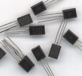 2SB1240 TRANZYSTOR