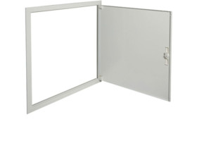 fw2 Rama maskująca z drzwiami do obudów p/t dla FW436FT FW436FD HAGER