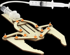 19560 Kit: Pneumatically driven gripper arm, functional model