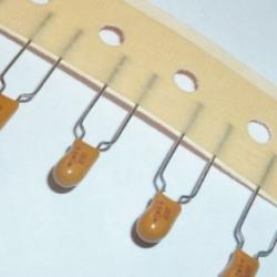 Kondensator tantalowy 10uF 16V RM=5mm taśmowane cena netto