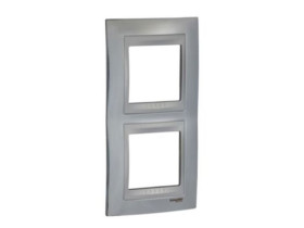 UNICA TOP Ramka 2 podwójna pionowa chrom MGU66.004V.010 SCHNEIDER ELECTRIC