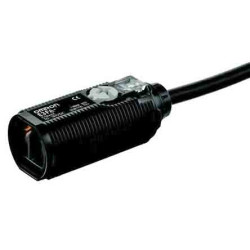 Czujniki fotoelektryczne Dyfuzyjny cylindryczny Omron PNP zakres 1 m