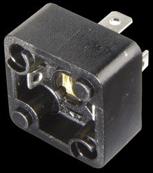 932 598-500 3-pin +PE device panel plug, 3 A