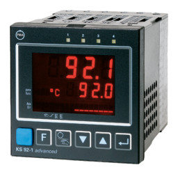 Regulator temperatury PID panelowy P.M.A Uz: 90 → 250 V ac wyjście Przekaźnik 4-wyjściowy 96 x 96 (1/4 DIN)mm 0