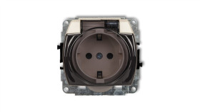 Trend Gniazdo Bryzgoszczelne Z/U Schuko (Klapka Dymna) Beżowy 1Gpb-1Sdp