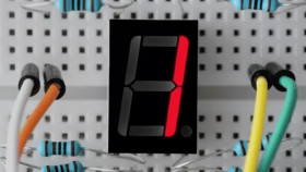 1x LED 7-segment display, common anode