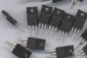 STP20NF20 20N20 N 20A 200V TO-220F TRANZYSTOR