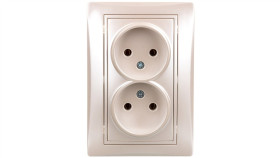 Domo Gniazdo Podwójne Bez Uziemienia Kompletne Śrubowe 16A 250V Perłowy Biały...