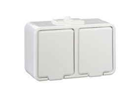 CEDAR Gniazdo podwójne z uziemieniem z przesłonami (schuko) IP44 białe GWN240PC01 SCHNEIDER ELECTRIC