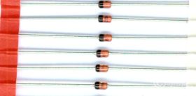 30V 1.3W DIODA ZENERA (10 SZTUK)