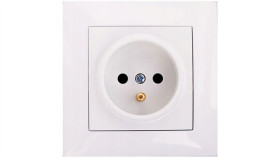 Wesa Gniazdo Pojedyncze Z/U Ip20 Białe Lc-13