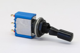 Przełącznik Wł.-wł. średnica wycięcia 6.5mm SPDT APEM Montaż panelowy długość przełącznika 14.75mm