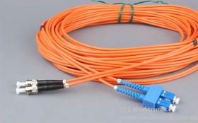 Patchcord światłowodowy SC-ST OM1 62,5/125µm MM duplex dł.15m