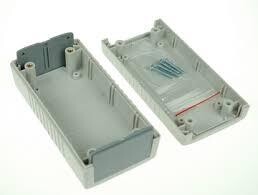 G438