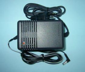 ZN-9V/1,5A +/- ZASIL.