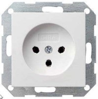 GAC250IZ-PTGW Gniazdo 230V - standard izraelski - 3 biegunowe 16A, 230V podtynkowe, model GIRA