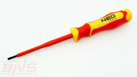 04-131 wkrętak płaski 0,6x3x100mm; izolacja 1000V