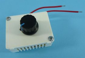 REG.NAPIĘCIA 230V 500W ŚCIEMNIACZ OBUD