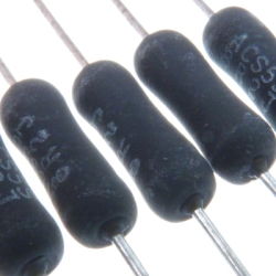 REZYSTOR 5W 5% 8R2 ACS drutowy RoHS