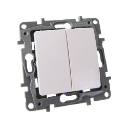 Łącznik świecznikowy podwójny 10A NILOE eco Legrand 764505