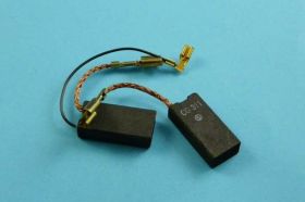 E10.9 SZCZOTKA 7,0x12,5x26,0 KPL=2szt