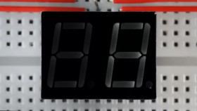 2x LED 7-segment white display, common cathode