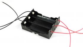 Koszyk na trzy ogniwa 18650 (styk z blaszek, trzy obwody)