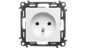 Valena Life Gniazdo Pojedyncze Z/U 2P+Z Biały 753181