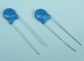 4,7pF/3kV 5mm KOND.CERAM.100SZT