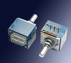 Potencjometr obrotowy 2x100k A RK271 oś gładka 20mm Alps