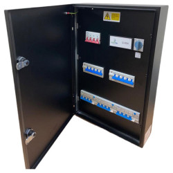 matt:e ARD-3-32-TP-R 32A Connection unit with auto reset, 3x 32A TPN Type A RCBO