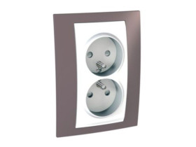 UNICA PLUS Gniazdo podwójne z uziemieniem z przesłonami róż wrzosowy MGU63.069.876 SCHNEIDER ELECTRIC