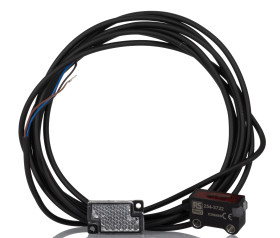 Czujniki fotoelektryczne Odblaskowe w obudowie prostokątnej RS PRO PNP NC zakres 0,25 m Światło czerwone