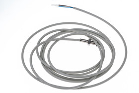 Czujnik zbliżeniowy M5 Indukcyjny 1 mm Baumer Wpuszczany 10 → 30 V dc długość 25mm Gwintowany