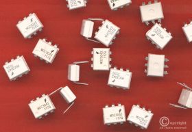 MOC3043 400V Iled=5mA OPTOTRIAK