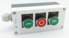 LAY5-BP311H29 obudowa przycisku potrójny + przycisk