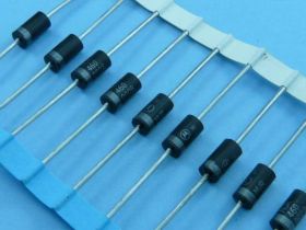 MUR-460 4A/600V/50ns DIODA