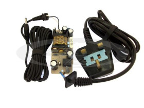Un=13,5VDC In=0,7A płytka zasilacza impulsowego z angielskim przewodem zasilającym Uzas=230VAC