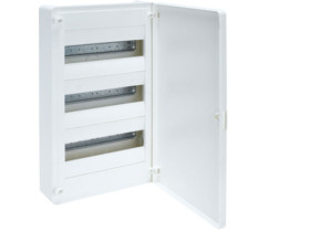 Rozdzielnica natynkowa 36 modułowa 3x12M drzwi pełne IP40 golf VS312PD HAGER