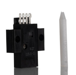 Czujniki fotoelektryczne Retrorefleksyjny w obudowie prostokątnej Omron NPN zakres 1 mm → 5 mm Podczerwień