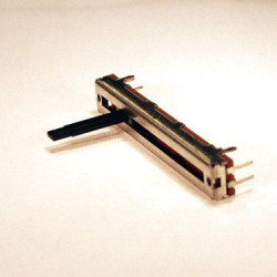 Potencjometr suwakowy SV3010GNP-A50K-20C TOMY