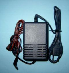 ZN-15V/1,0A -/+ ZASIL.